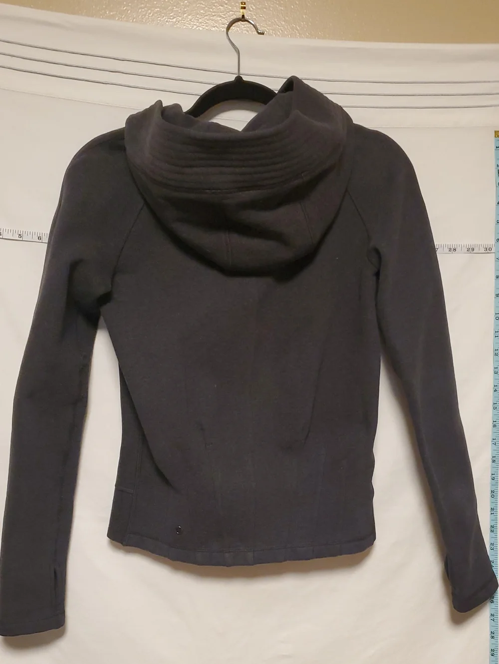 Lululemon Grey Hippy Yin Year Scuba Hoodie Sz 6